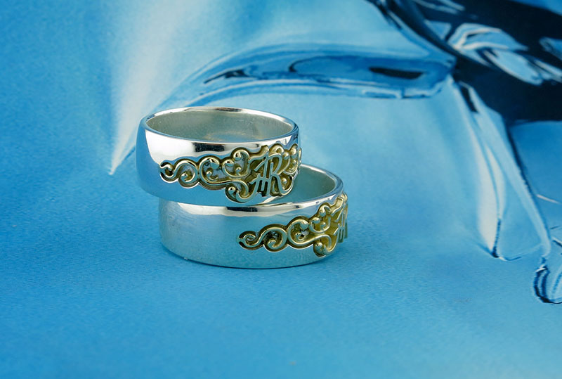 Эксклюзивные обручальные кольца с инициалами из золота и серебра на заказ. Ювелирная мастерская.