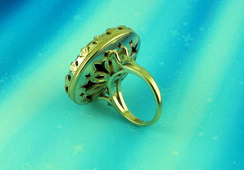 Эксклюзивное кольцо из золота "А"