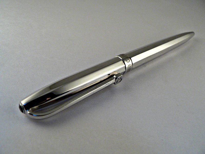 Именная ручка из серебра с бриллиантом