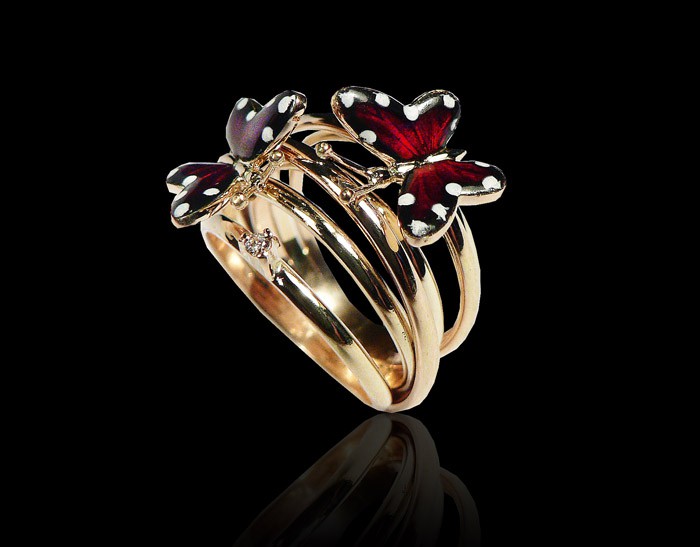 Кольцо из золота с бриллиантами "Бабочки"