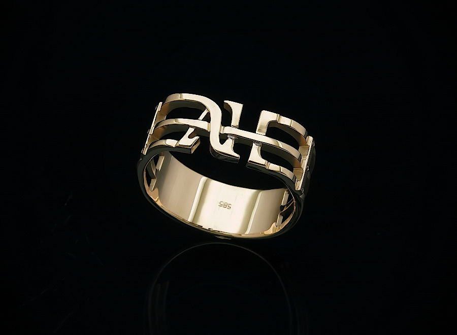 Золотое мужское кольцо с инициалами. Ювелирная мастерская