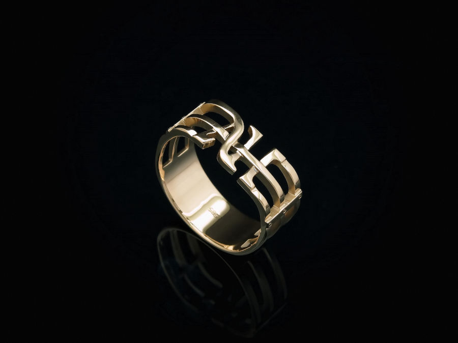 Золотое мужское кольцо с инициалами. Ювелирная мастерская