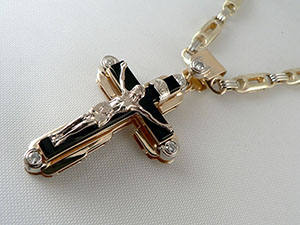 крест с агатом и бриллиантами на заказ